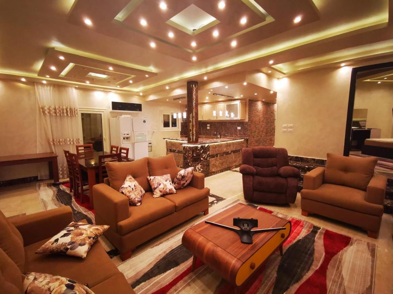 Luxury Flat Fifth Statement New ,التجمع الخامس شقه فخمه *